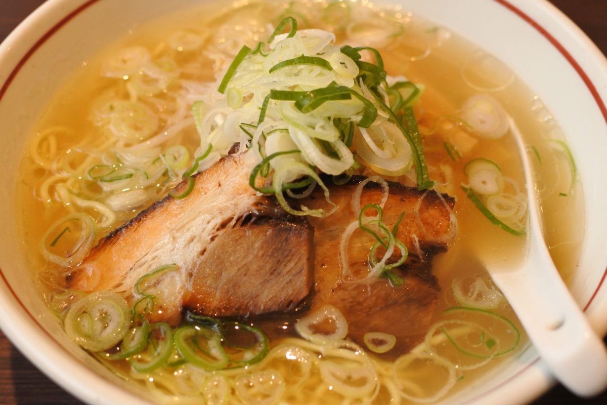 肉の新境地を切り開く牛たん専門店で味わう極上の食感と旨味の奥深さ